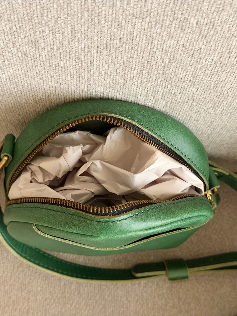 New Portland Leather Goods Almost Perfect Circle Crossbody in Cowboy Mint - Picture 5 of 6